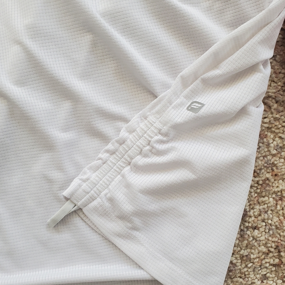 Fabletics Tank Bundle!! - image 3